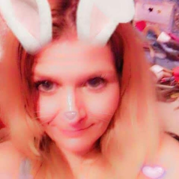 Meet your Posher Mindy - Picture 4 of 10